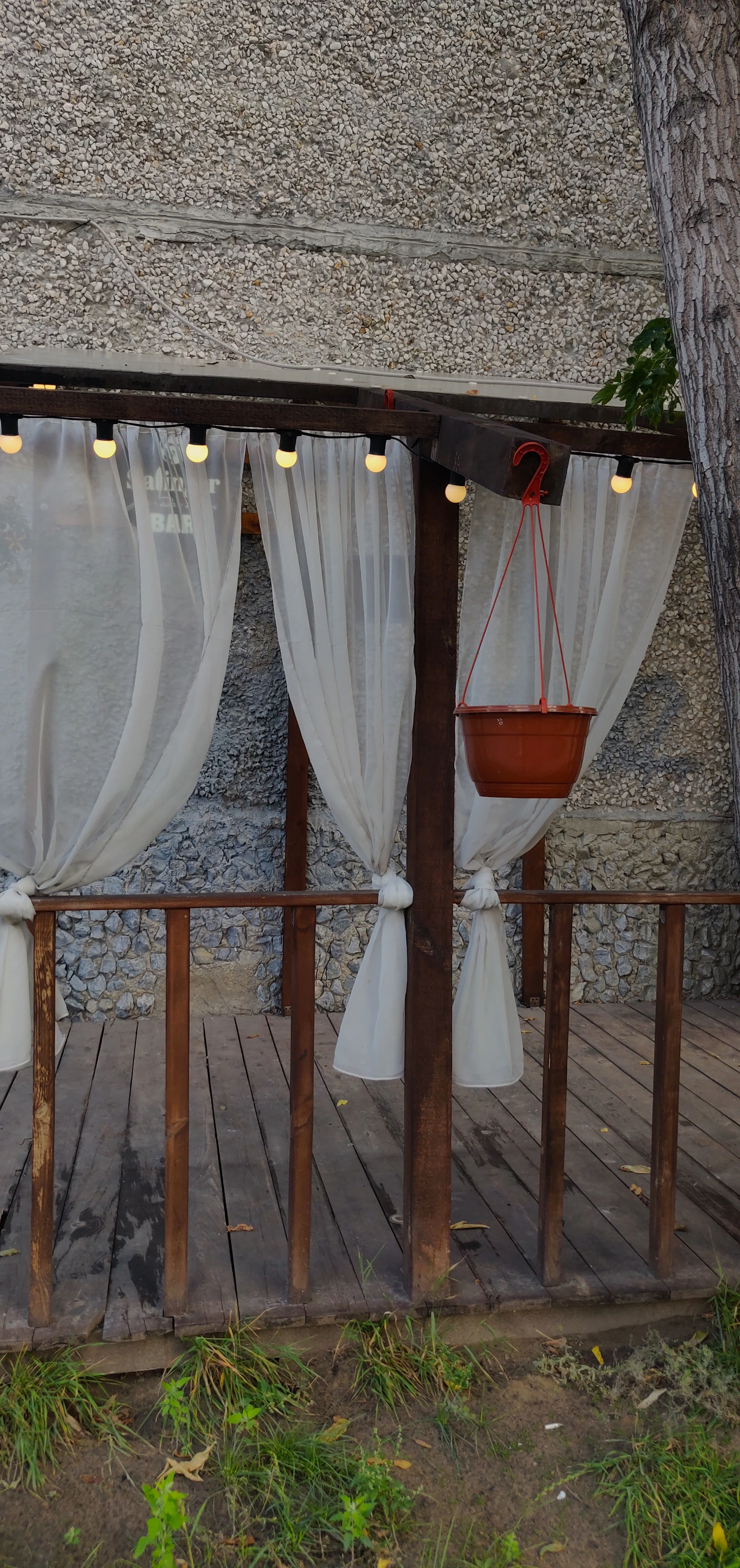 Tende da sole eleganti su patio